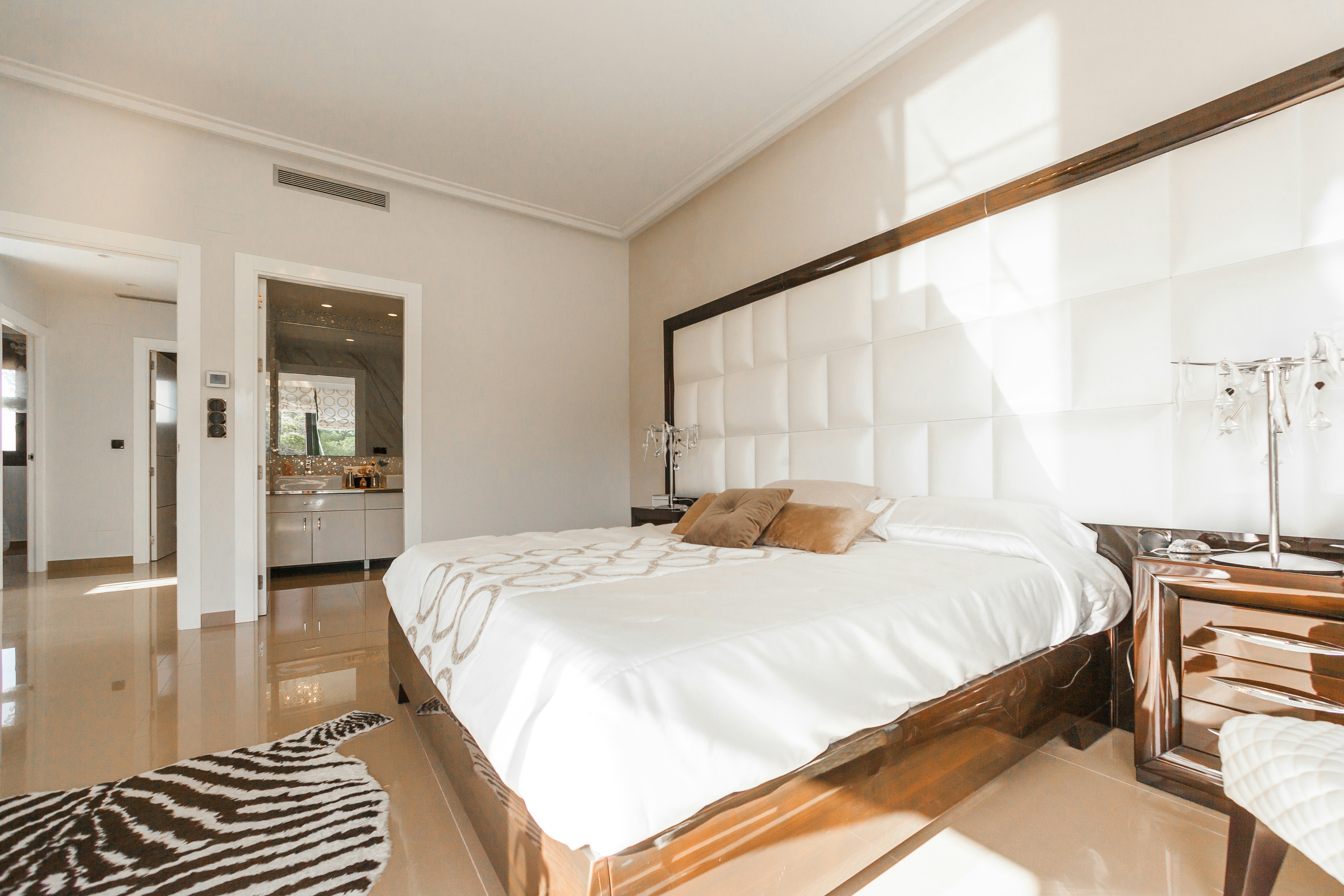 Apartment Thumbnail